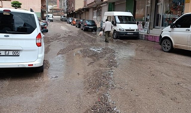 Doğubayazıt sağanak yağışa teslim