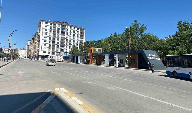 Elazığ'da bayram nedeniyle yollar boş kaldı