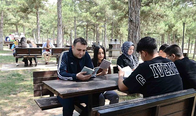 Elazığ'da spor ve kitap okuma etkinliği yapıldı
