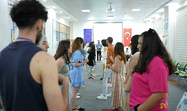 Elazığ'da uluslararası buluşma: 5 ülkeden 40 genç bir araya geldi