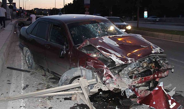 Elazığ'da zincirleme trafik kazası: 4 yaralı