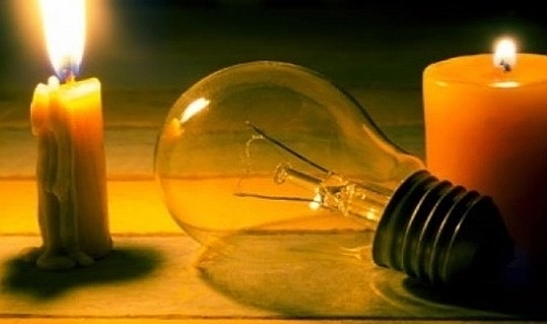 Elektrik kesintileri işleri aksattı