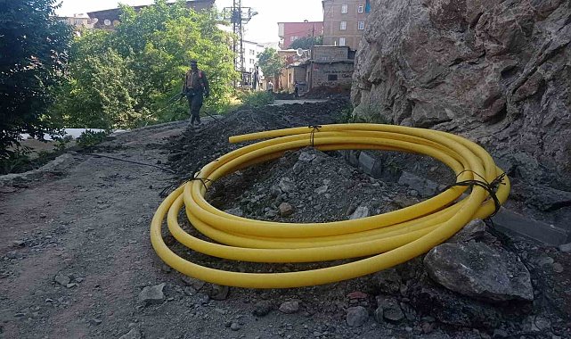 Hakkari'de doğalgaz çalışması devam ediyor