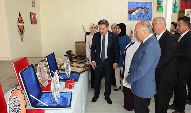 Hizan'da yılsonu sergisi
