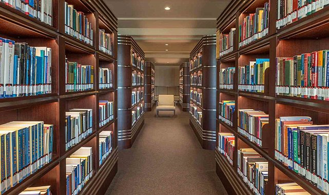 Kars Halk Kütüphanesi'nde 162 bin 318 kitap bulunuyor