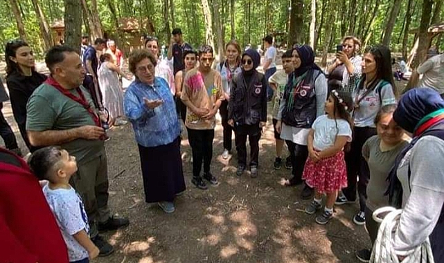 Kocaeli Karslılar Derneği'nce özel öğrencilere yılsonu etkinliği düzenlendi