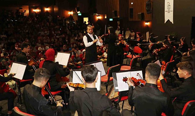 Lise öğrencilerinin performansı hayran bıraktı