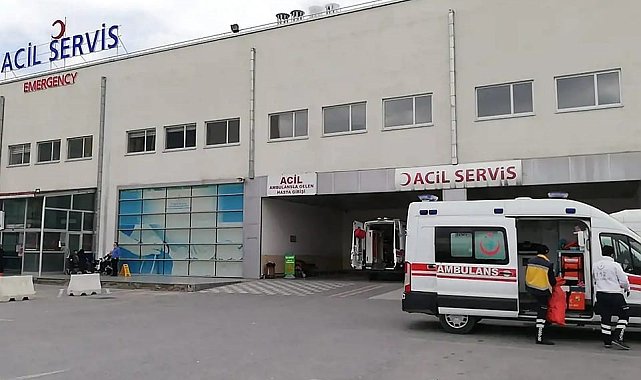 Malatya'da 12 işçi gıda zehirlenmesi şüphesiyle hastanelik oldu