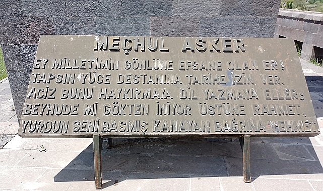 Meçhul asker anıtı ilgi ve bakım istiyor