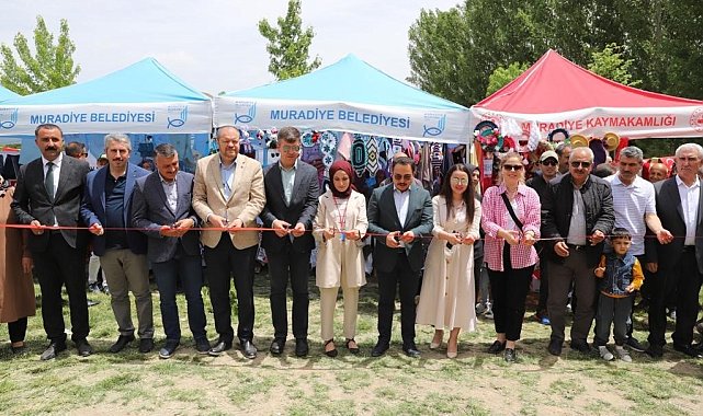 Muradiye'de yılsonu sergisi
