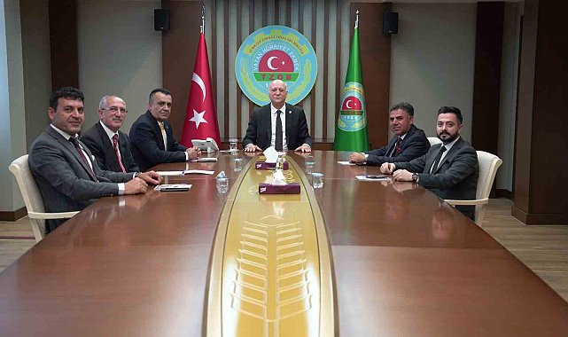 Muşlu çiftçilerin sorunları TZOB Başkanı Bayraktar'a anlatıldı