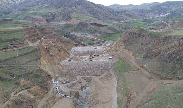 Narman Şehitler Barajında çalışmalar sürüyor