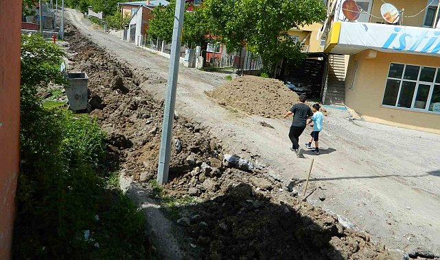 Posof'ta doğalgaz alt yapı çalışmaları sürüyor