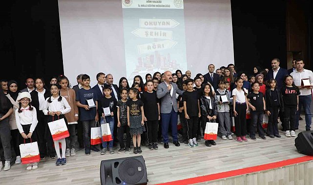 "Okuyan Şehir Ağrı" projesi ödül töreni