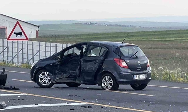 Sarıkamış'ta trafik kazası: 4 yaralı