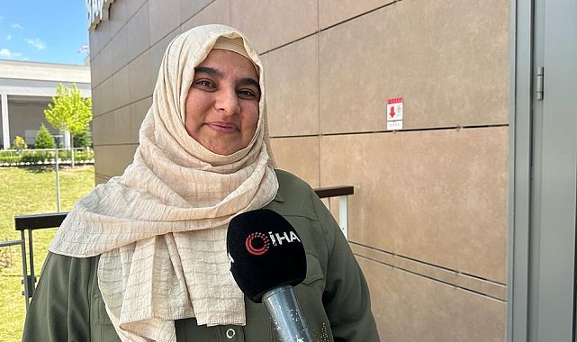 Şehit Fethi Sekin'in kardeşi Fikriye Sekin: "Polislerimizin, askerlerimizin ve kimlerin emeği varsa ellerinden, ayaklarından öpüyorum"