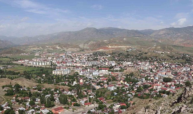 Sitare Dağı'ndan Oltu manzarası