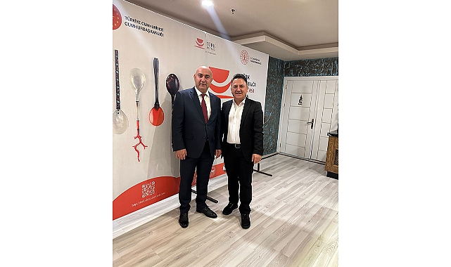Mustafa Bozkurt, Kars'ta yapılan Azerbaycan'ın 105. Bağımsızlık Yılı kutlamalarına katıldı