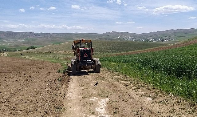 Van Büyükşehir Belediyesinden arazi yolu çalışması