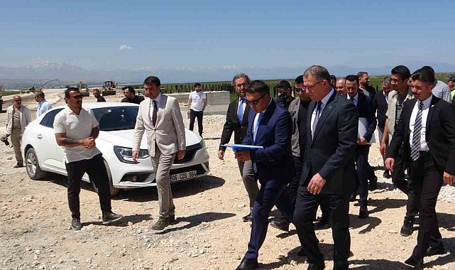 Van Valisi Balcı: "Sahil yolu büyük bir cazibe merkezi olacak"