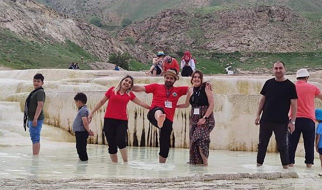 Van'ın "Pamukkalesi" ile "Vanadokyası" misafirlerini ağırlıyor