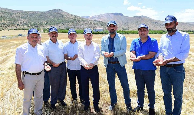 Yeşilyurt Belediyesi'nden depremzede üreticilere destek