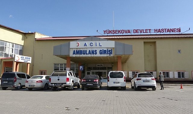 Yüksekova'da otomobilin çarptığı çocuk hayatını kaybetti
