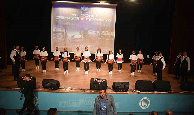 Ziya Eren Güzel Sanatlar Lisesinde yılsonu etkinliği