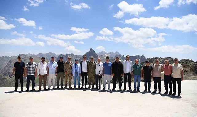 15 Temmuz gazileri 3 bin 400 rakımlı üs bölgesinde