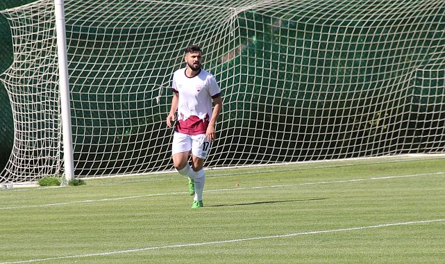 23 Elazığ FK'nın futbolcusu Özcan Şahan, Süper Lig'e transfer oldu