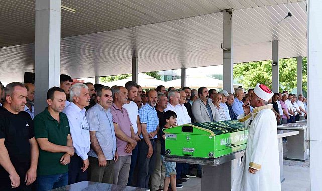 30 yıllık muhtar kalbine yenik düştü