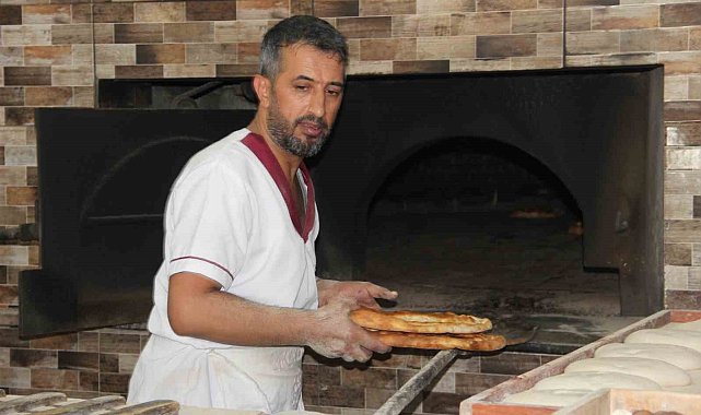 'Ekmek' için deyim yerindeyse 'pişiyorlar'