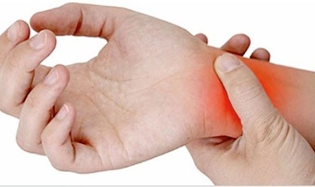 'Karpal Tünel' sendromuna dikkat! En çok ev hanımlarında görülüyor