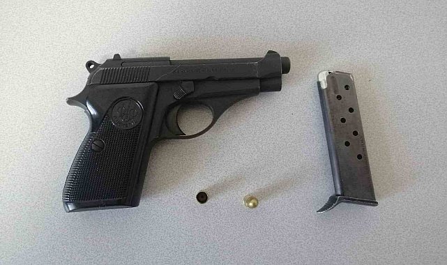 Adilcevaz'da havaya ateş açıp kaçmak isteyen şahıslar yakalandı