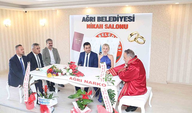 Ağrı Emniyet Müdürü'nden nikah şahitliği
