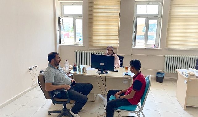 Ağrı'da lise adaylarına yönelik "Tercih Danışmanlığı" hizmeti başlatıldı