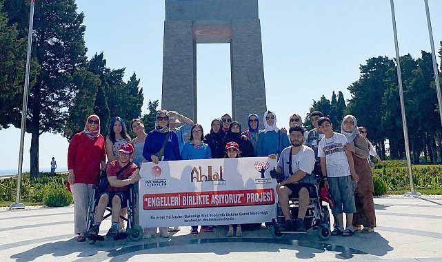 Ahlatlı engelliler Çanakkale'yi gezdi