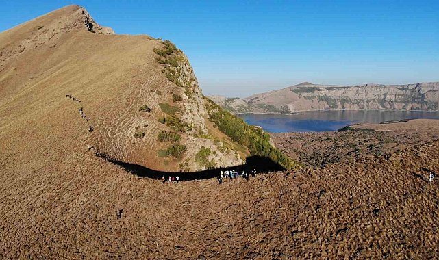 Aktivistlerden Nemrut Kalderası için farkındalık etkinliği