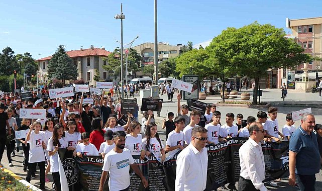 ANALİG sporcuları Erzincan'da deprem şehitleri için yürüdü