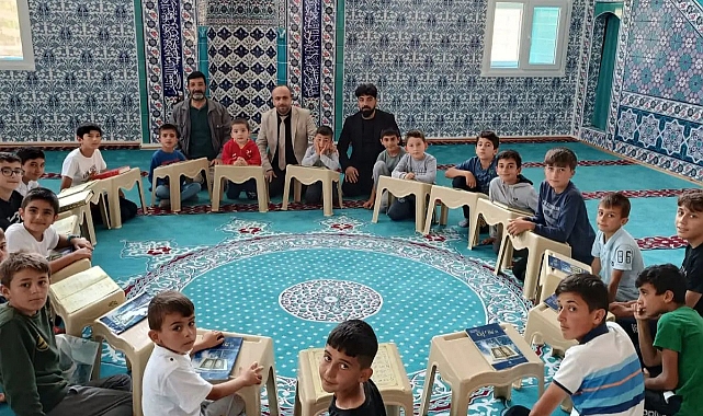 Ardahan İl Müftü Vekili Demir, yaz Kur’an kurslarını ziyaret etti