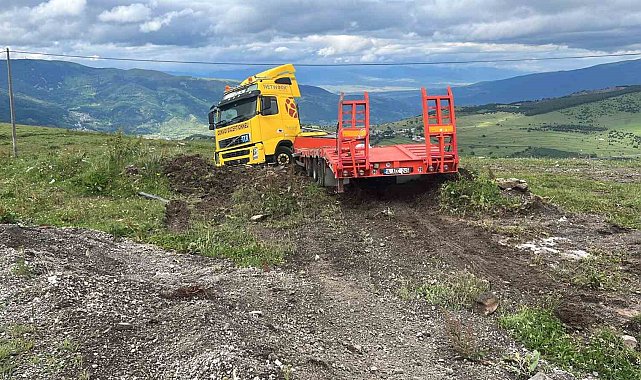 Ardahan'da trafik kazası: 3 yaralı