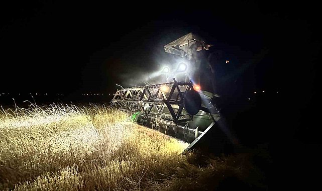 Aşırı sıcaklar çiftçilere gece mesai yaptırıyor