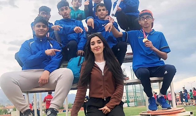 Aşkaleli atletler madalyaları topladı