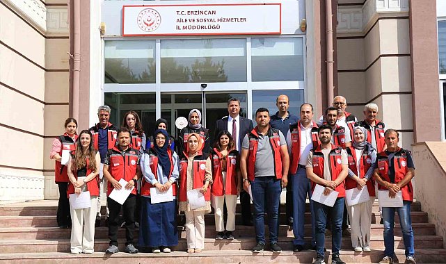 Bakan Göktaş, Erzincan'da görev yapan personele teşekkür belgesi gönderdi