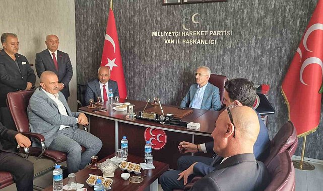 Bakan Uraloğlu'ndan MHP'ye ziyaret