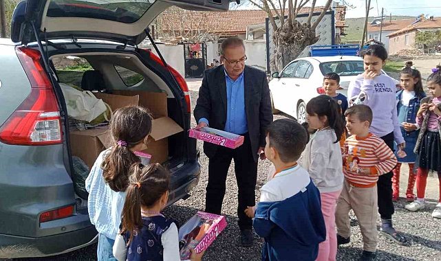 Başkan Kazgan, depremzede çocukların oyuncaklarını unutmuyor