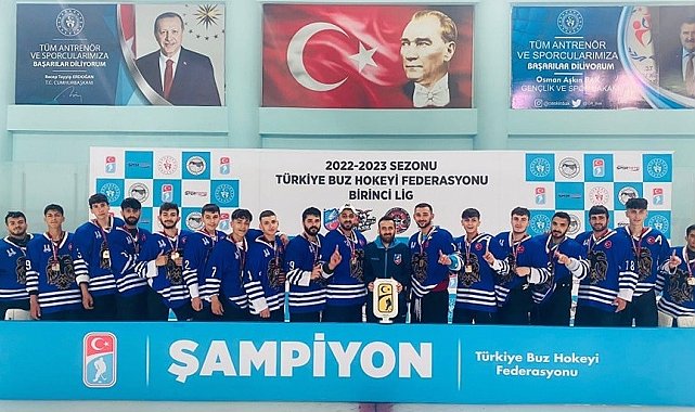 Buz Hokeyinde Erzurum Büyükşehir şampiyon