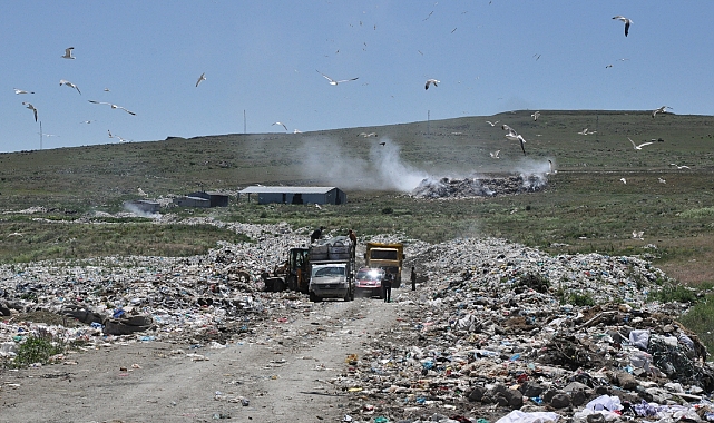 Çöp alanının kentin dışına taşınması gerekiyor