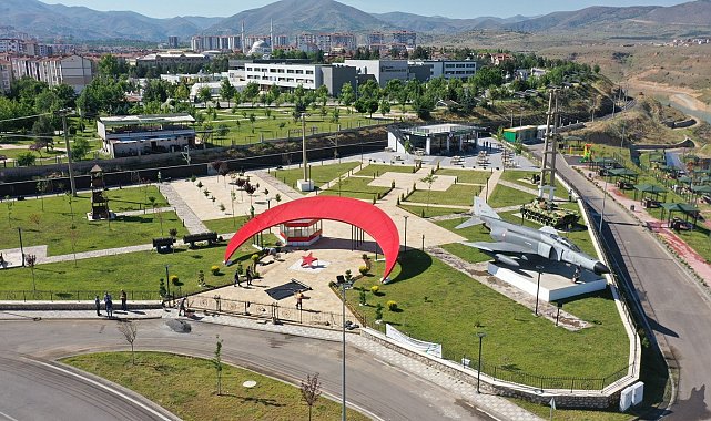 Depremde hasar alan müzeler yeniden ziyarete açıldı