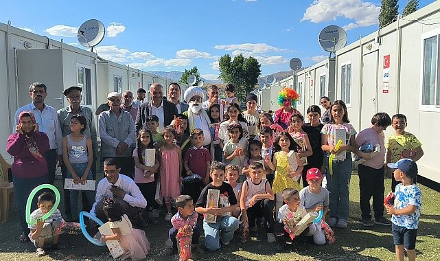Depremzede çocuklar düzenlenen etkinlikle eğlendiler